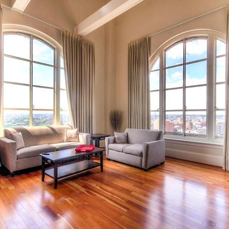 Chase Penthouse At 39 West Baltimore Inner Harbor Convention Center Free Indoor Parking One And Two Bedrooms Bagian luar foto