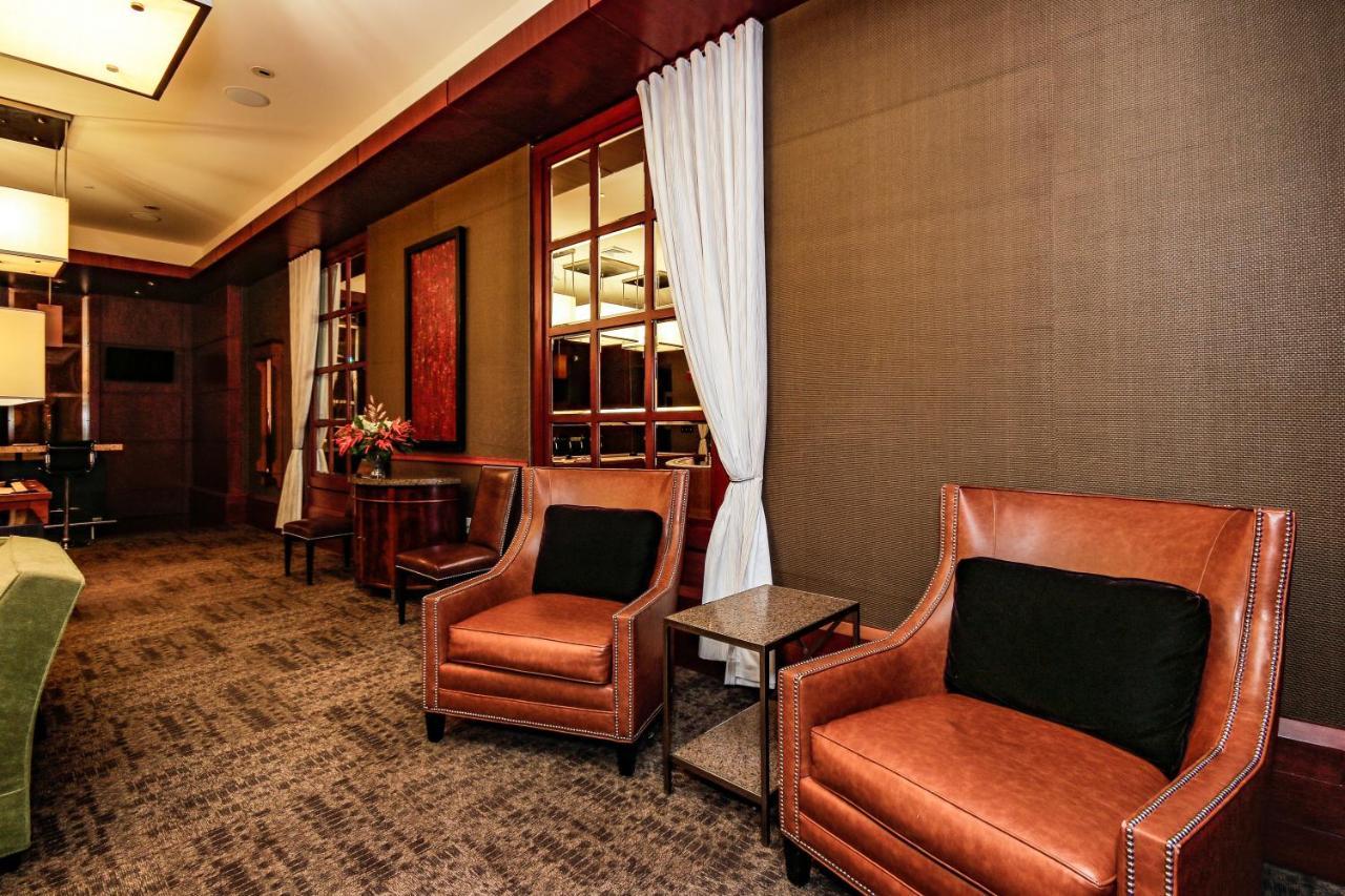 Chase Penthouse At 39 West Baltimore Inner Harbor Convention Center Free Indoor Parking One And Two Bedrooms Bagian luar foto