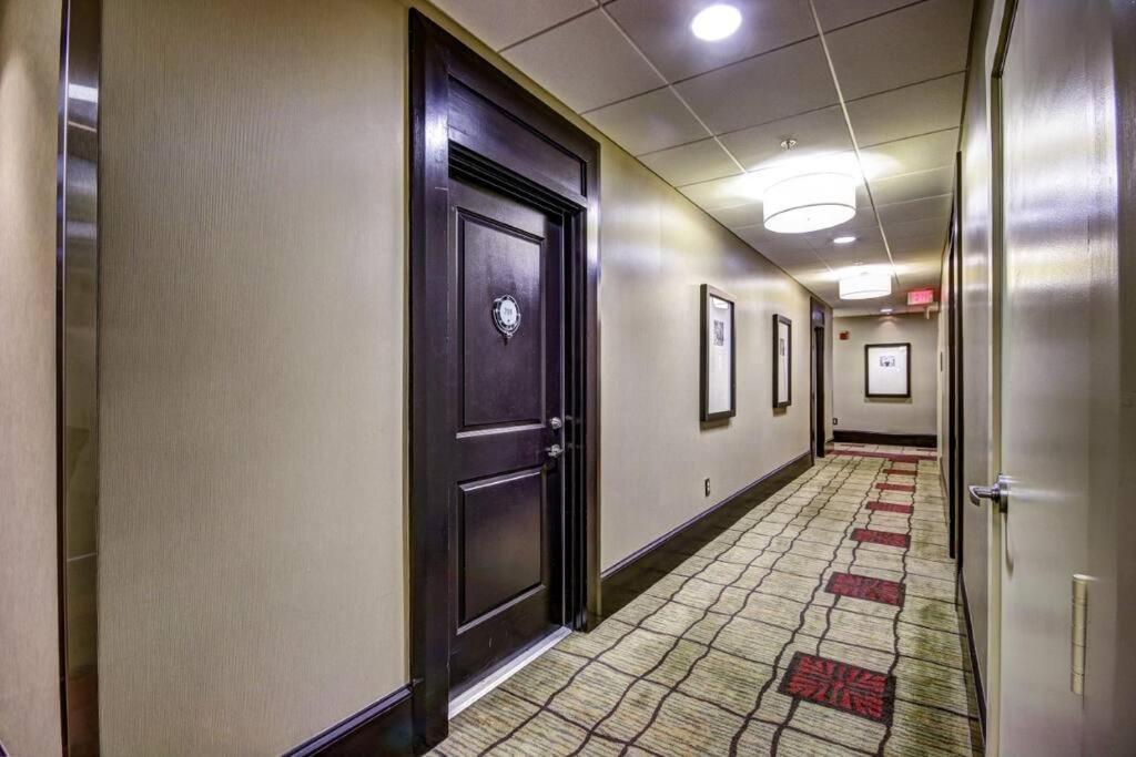 Chase Penthouse At 39 West Baltimore Inner Harbor Convention Center Free Indoor Parking One And Two Bedrooms Bagian luar foto