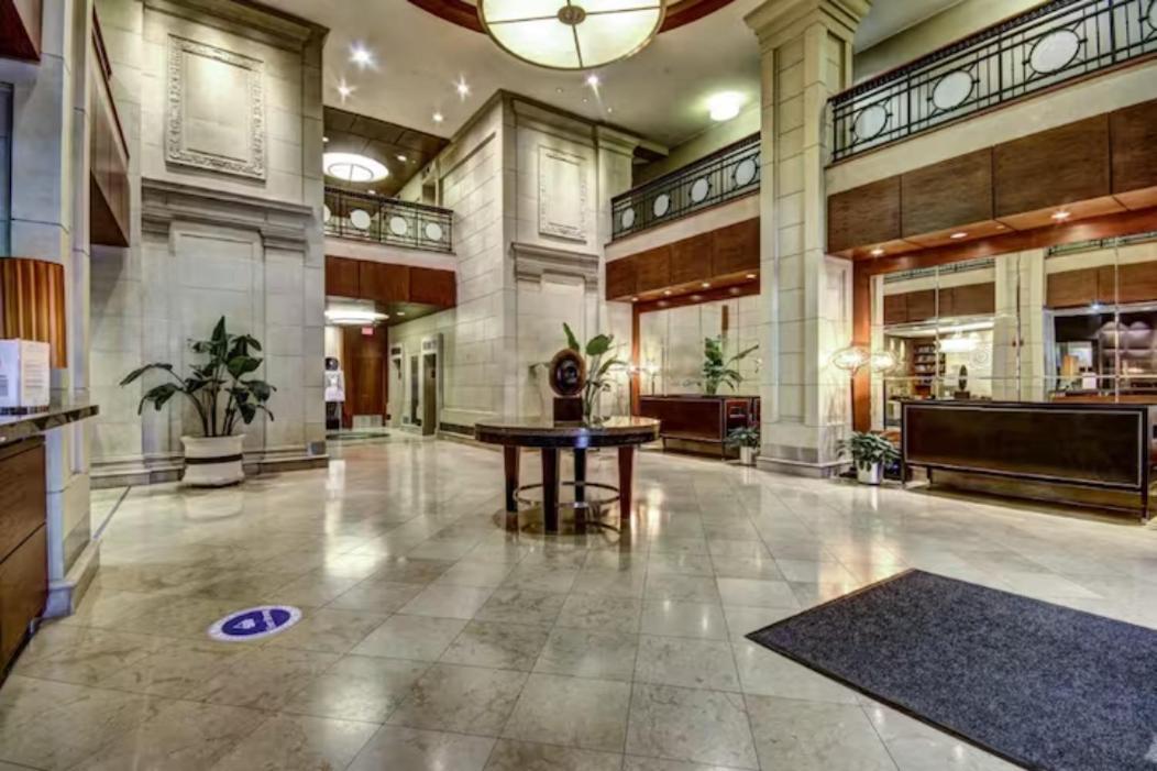 Chase Penthouse At 39 West Baltimore Inner Harbor Convention Center Free Indoor Parking One And Two Bedrooms Bagian luar foto