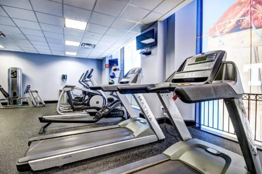 Chase Penthouse At 39 West Baltimore Inner Harbor Convention Center Free Indoor Parking One And Two Bedrooms Bagian luar foto